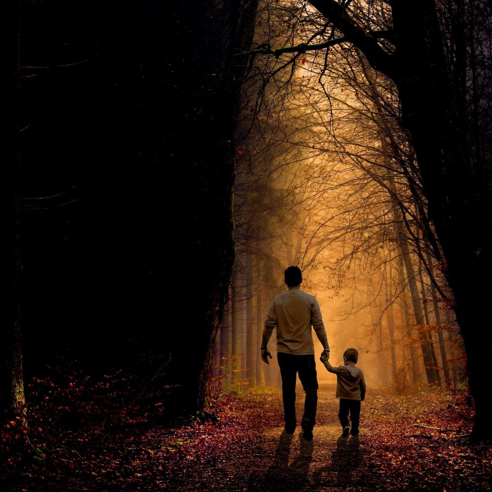 father-2770301_1920